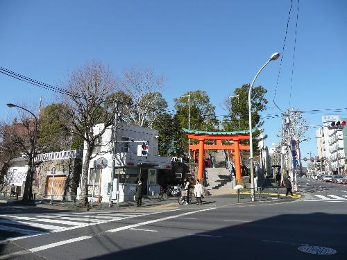 穴八幡宮